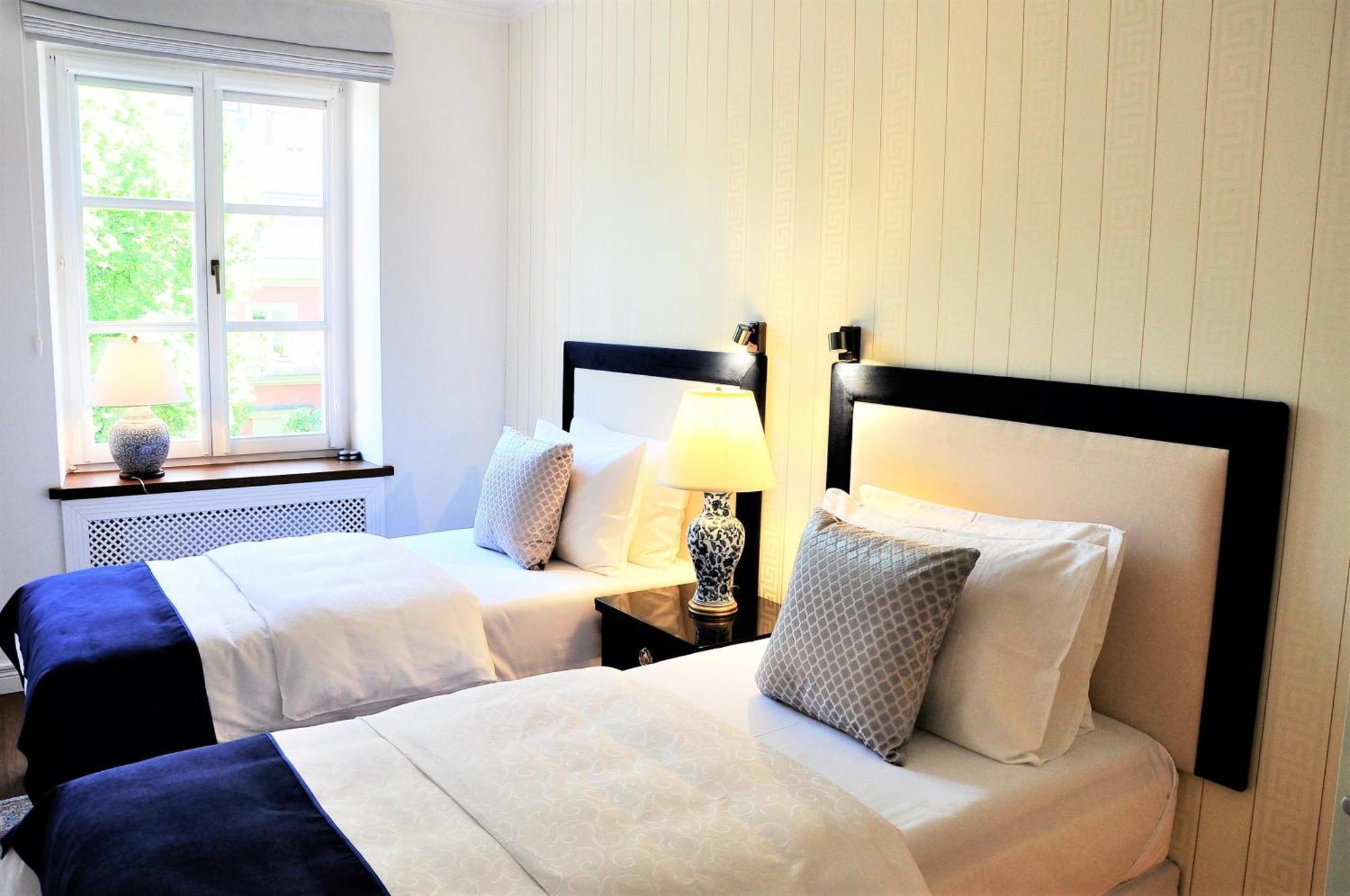 Mondrian Luxury Suites & Apartments Market Square I Warsaw Room photo