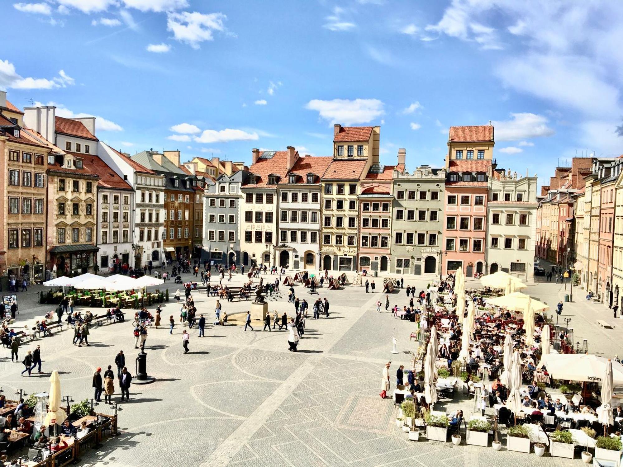 Mondrian Luxury Suites & Apartments Market Square I Warsaw Room photo