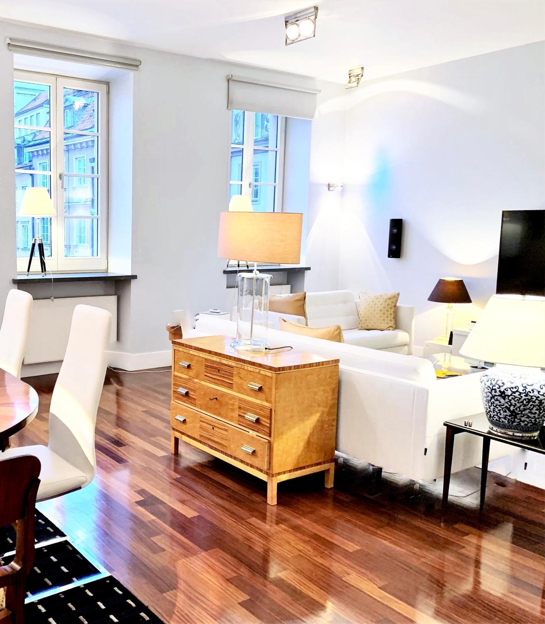 Mondrian Luxury Suites & Apartments Market Square I Warsaw Room photo