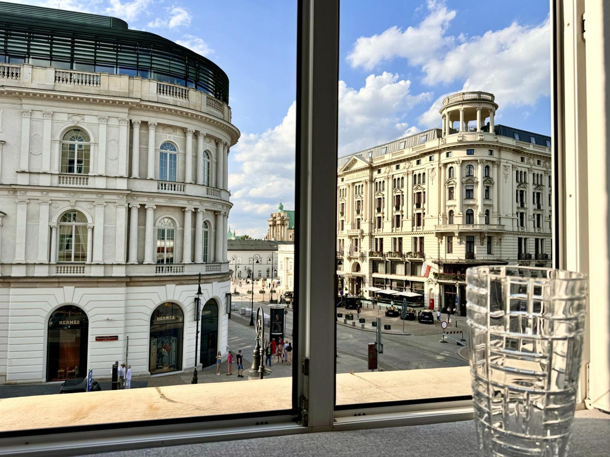 Mondrian Luxury Suites & Apartments Market Square I Warsaw Room photo